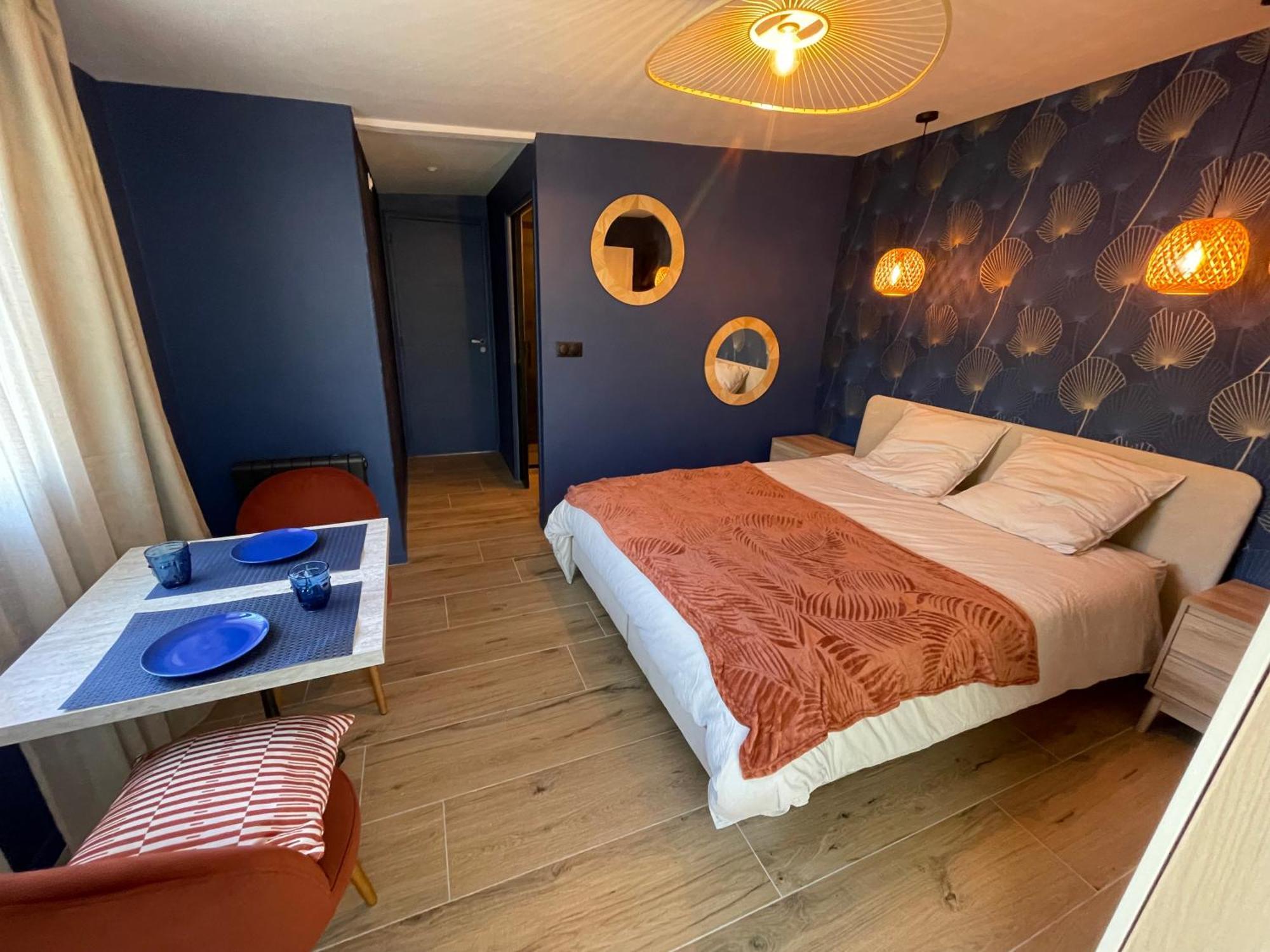 Bed and Breakfast Nuit Bleutee Saint-Malo Zewnętrze zdjęcie