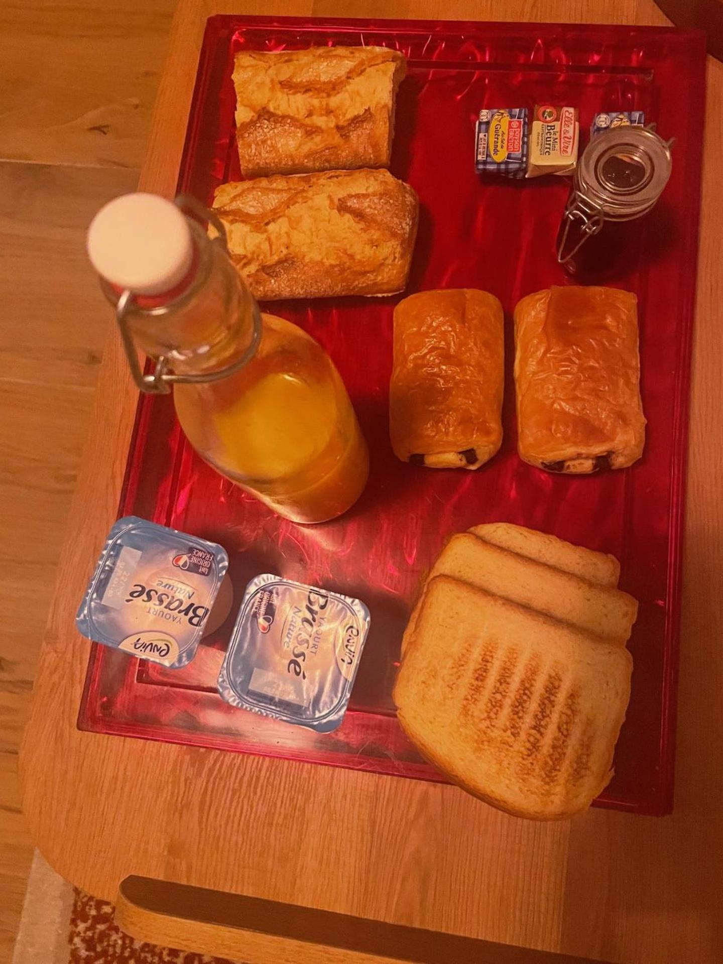 Bed and Breakfast Nuit Bleutee Saint-Malo Zewnętrze zdjęcie